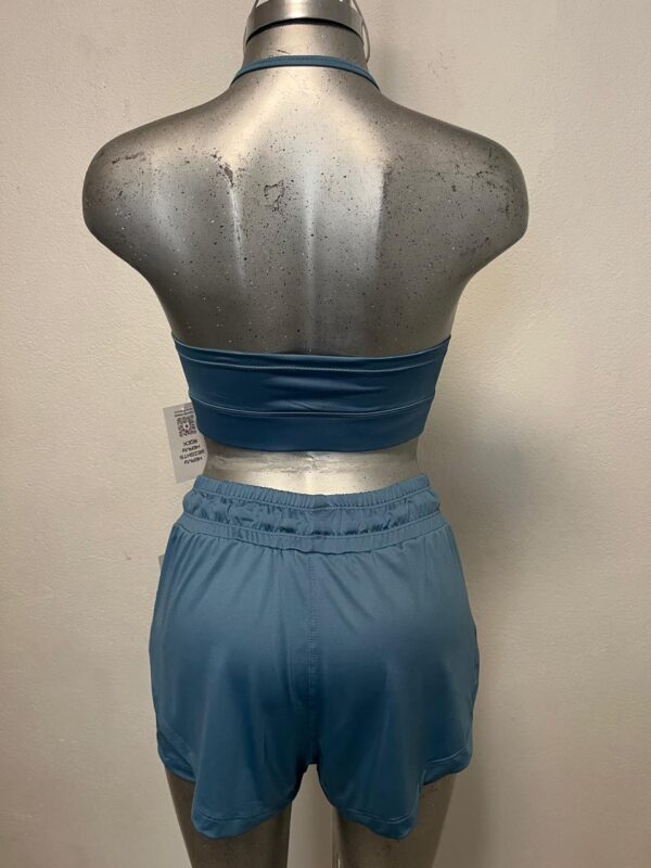 conjunto_azulMetalico-vista_trasera Conjunto de top y short