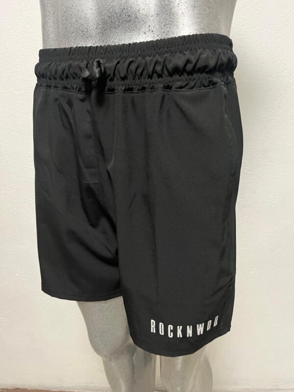short_clasico_caballero_negro_frontal Short para caballero